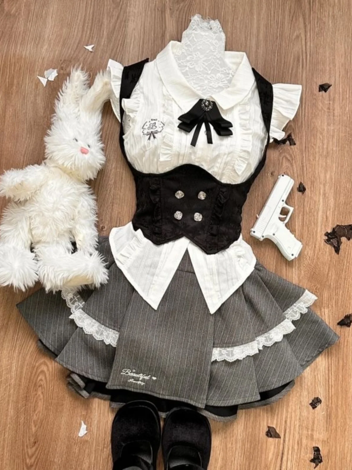 

Cute Sweet School orm Sle ort Sve irt And Puffy Skirt Set with Waist Cinching And Lace Trim Faionable Polyeste...