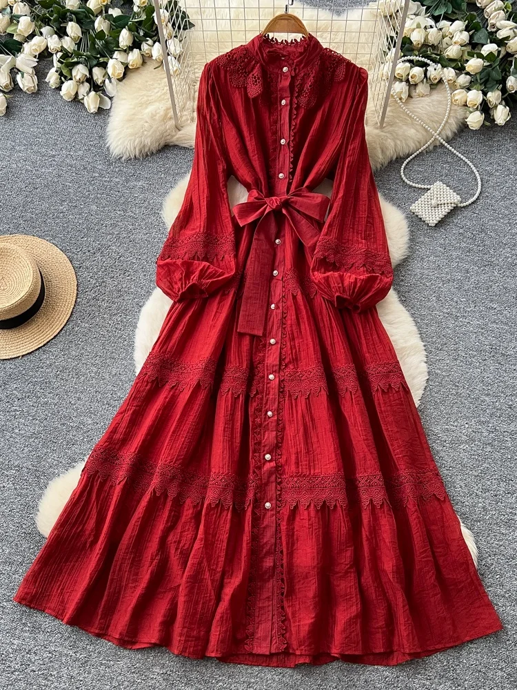 

Ретро-платье в корейском стиле с красными кружевными вставками, женское, с вырезами на талии, стройнящее, длинное, элегантное, А-силуэт