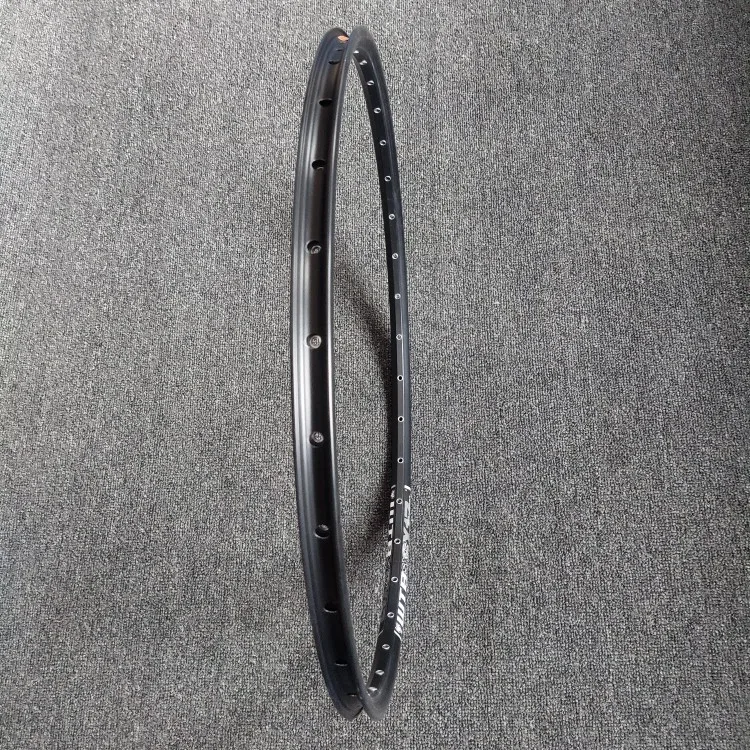 

Aluminum Alloy Mountain Bike Brake Disc Wheel Rim Double Layer 32 Holes French Mouth Rivet Hole Taiwan W26 SX7 26 Inches