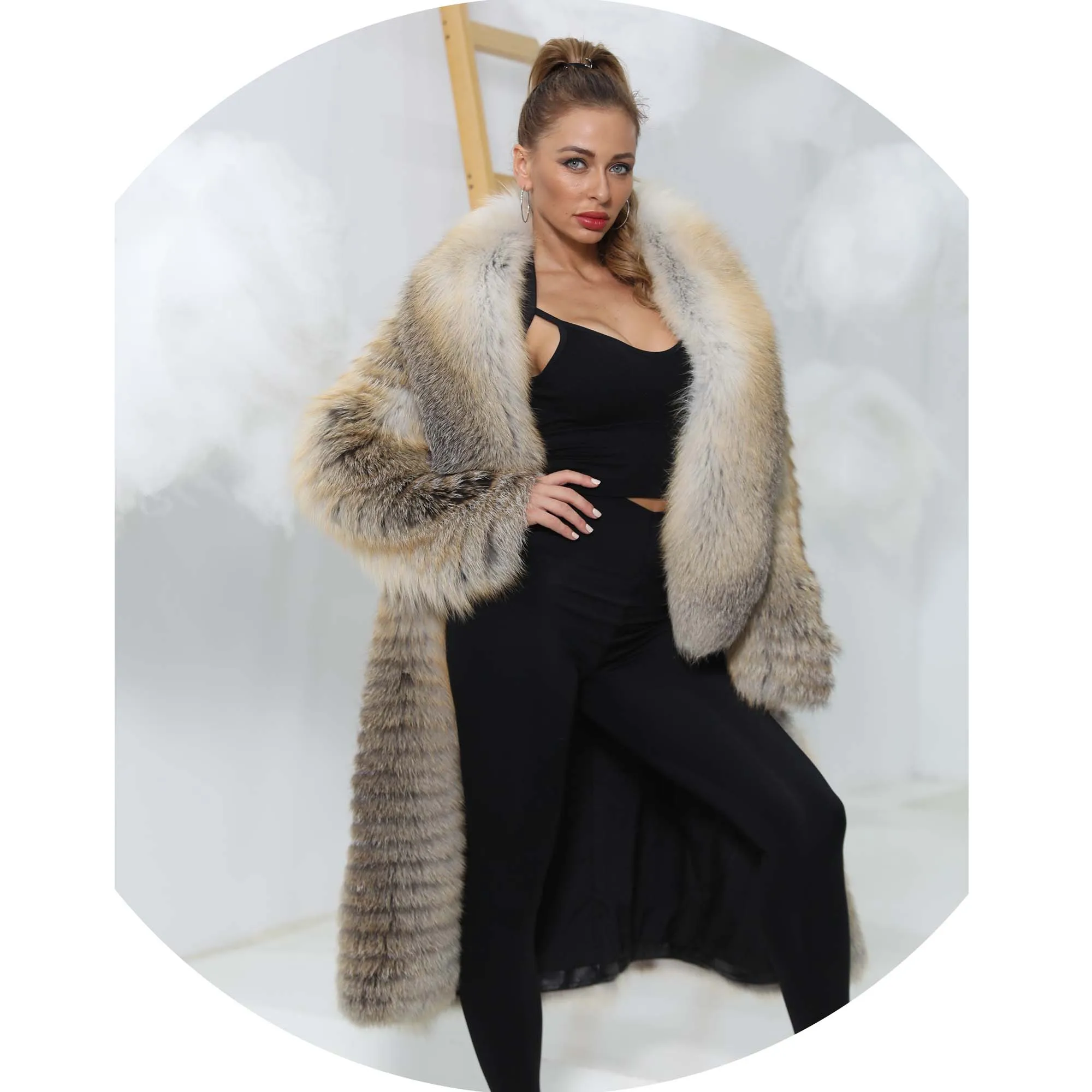 Women Super Luxury Long Length OEM Custom Design Big Fur Collar Saga Golden Fox Fur Coats