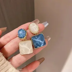 Asymmetry Water Ripple Square Dangle Earrings for Women New Unique Design Light Luxury Earring Fashion Jewelry Accessories