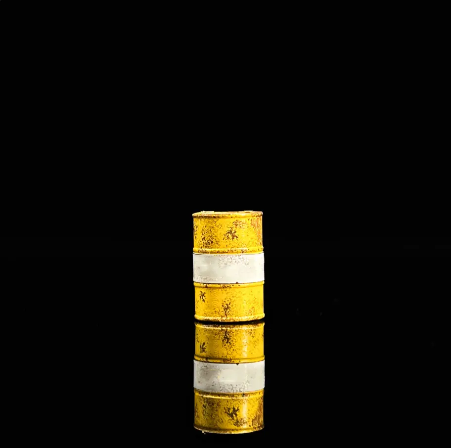 1/64 Garage Scene Miniatures Oil Barrel Resin Scene decoration props Car Scene Accessories Oil Barrel Ornaments view 2
