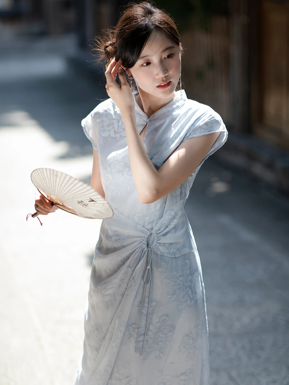 

Ele Новый китайский Sle Мягкий бархат для девочек Улучшенный Dr Женский летний новый художественный Ципао средней длины Dr