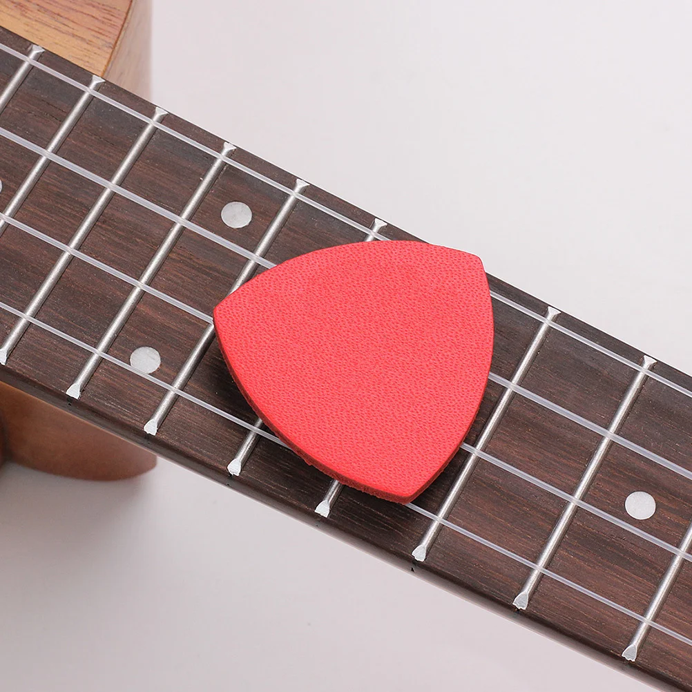 

3Pcs Creative Ukelele Picks Exquisite Craftsmanship Not Easy to Crack Guitar Parts Practical Use Ukelele Picks