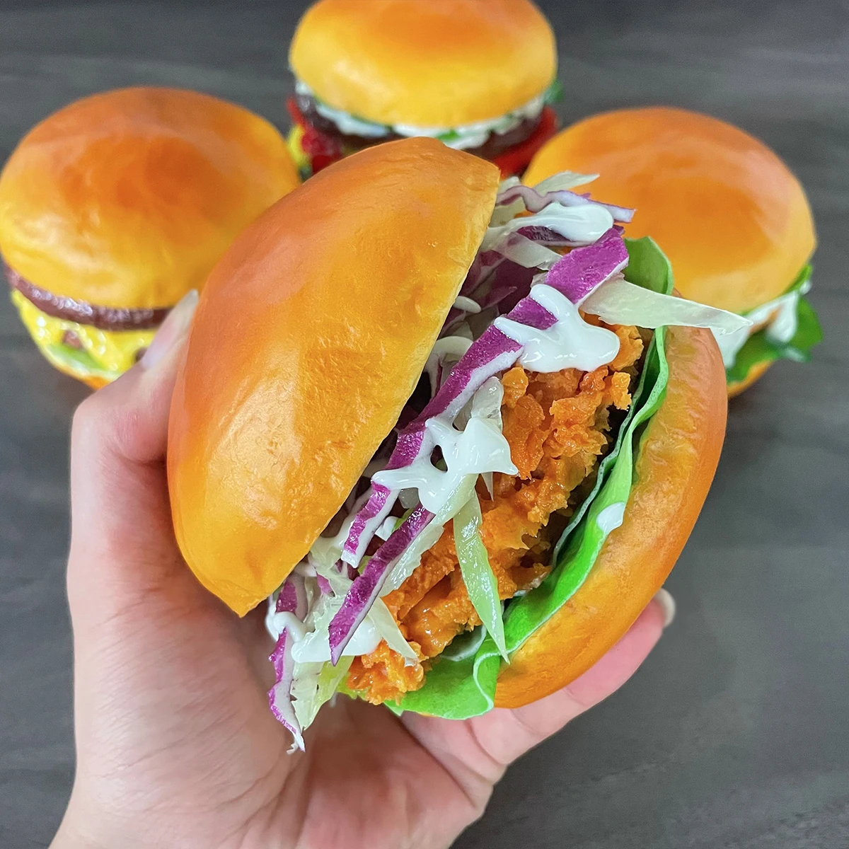 Modelo de hamburguesa falsa realista de 3,4 pulgadas, Mini juguete de hamburguesa realista para decoración, fotografía, exhibición de alimentos, colección de accesorios de fiesta