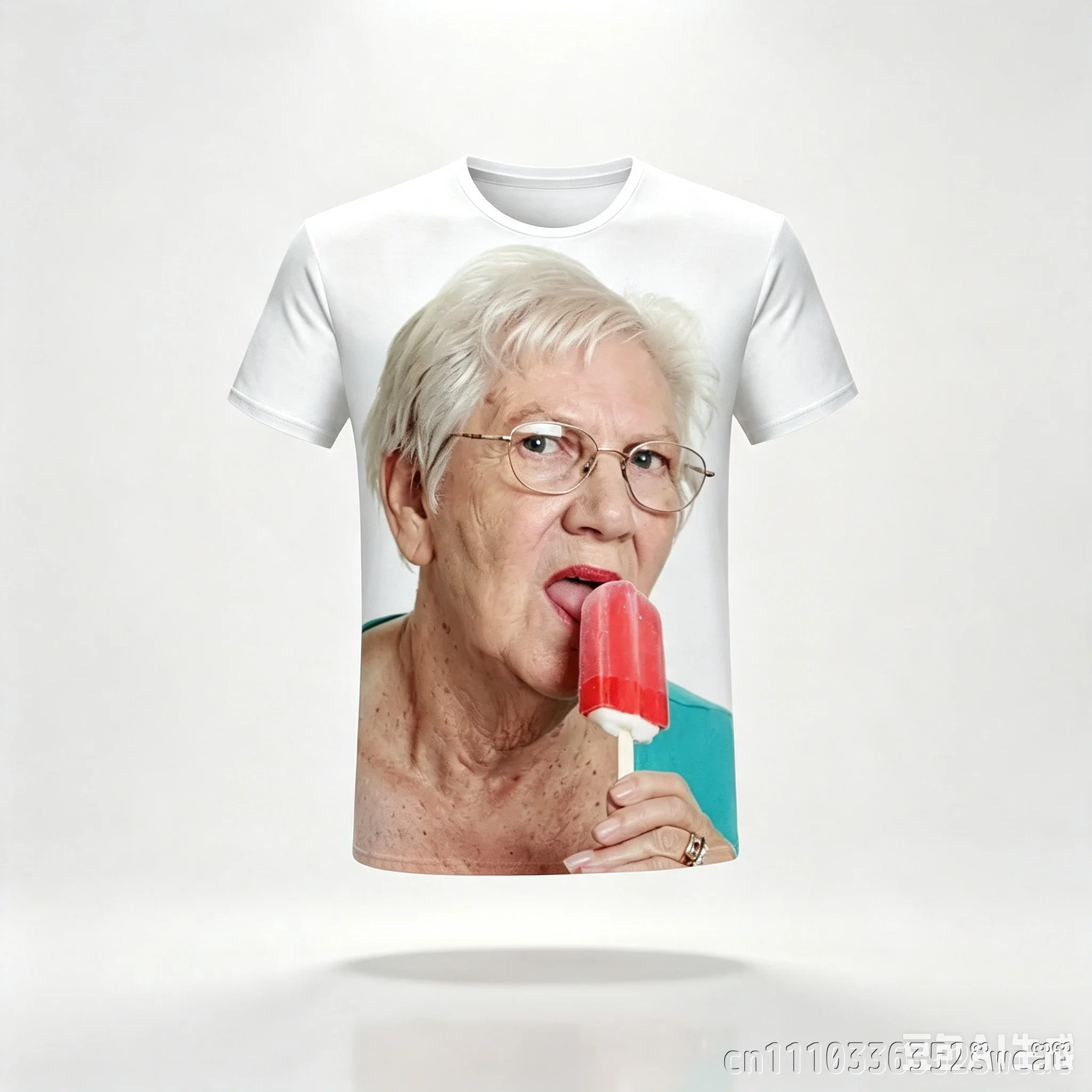 Senior Lady Licking Popsicle Printed  Kawaii Grandmother Funny T Shirt Men Women Summer Fashion Casual Clothes FamilyMatching