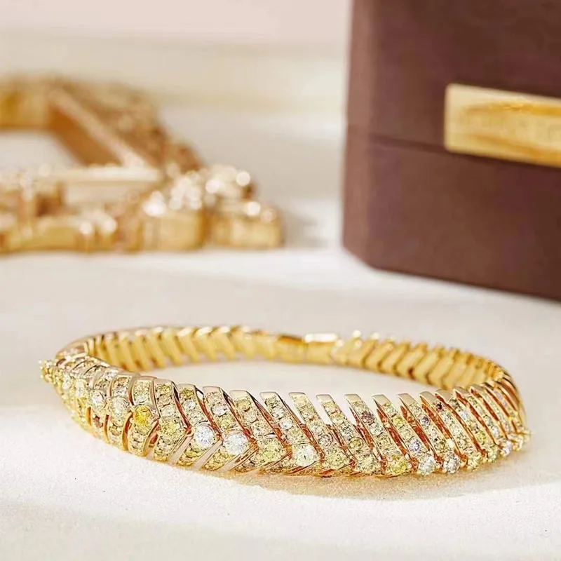 New Trend Color Claspless V Bracelet Rose Gold Bracelet 18k Gold Natural Yellow Diamond Bracelet Women's Jewelry Gifts