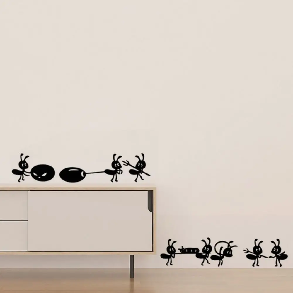 Mural Art Ants Move…