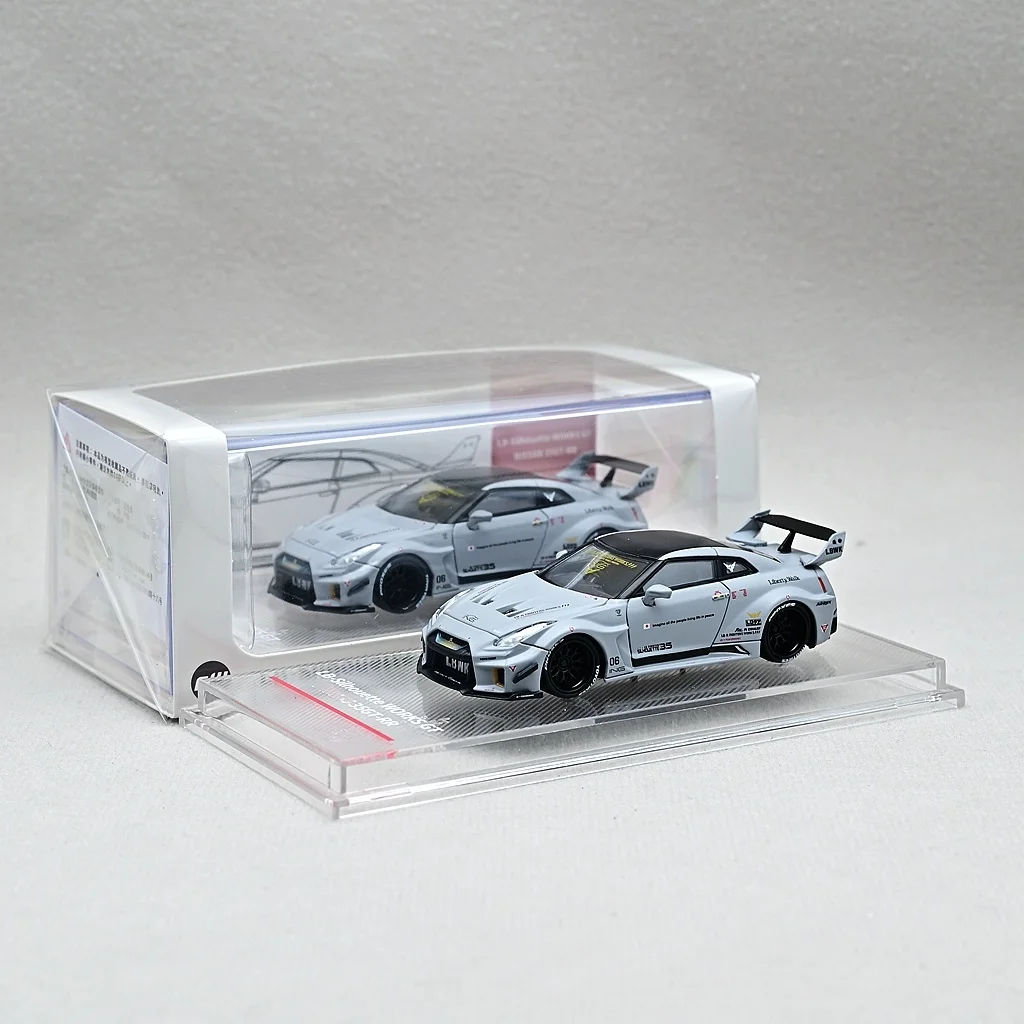 

CMModel 1/64 alloy finished car model GTR35RRLBWK Battle Gray