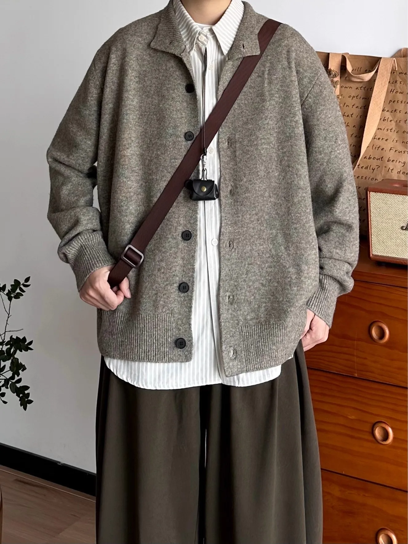 

Ретро японский свободный вязаный кардиган, свитер для мужчин и женщин, теплый воротник, атмосфера, верхняя одежда, повседневная длинная све, полиэстер