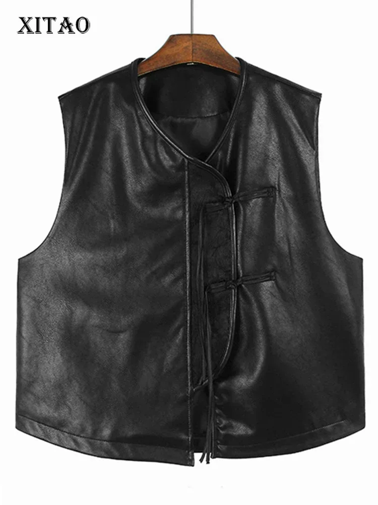 

XITAO Vintage Pu Solid Color Vest V-neck Single Breasted Sleeveless Simplicity All-match 2025 Autumn Women New Vest DMJ3889