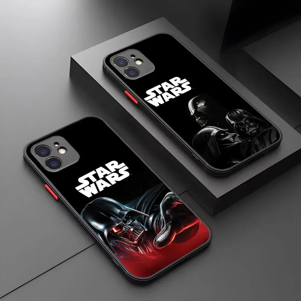 Capa de Celular Hot W-wars Stars para iPhone 17 16 15 14 13 12 Pro Max Xr Air Plus Mini, Capa Rígida Preta com Toque de Pele