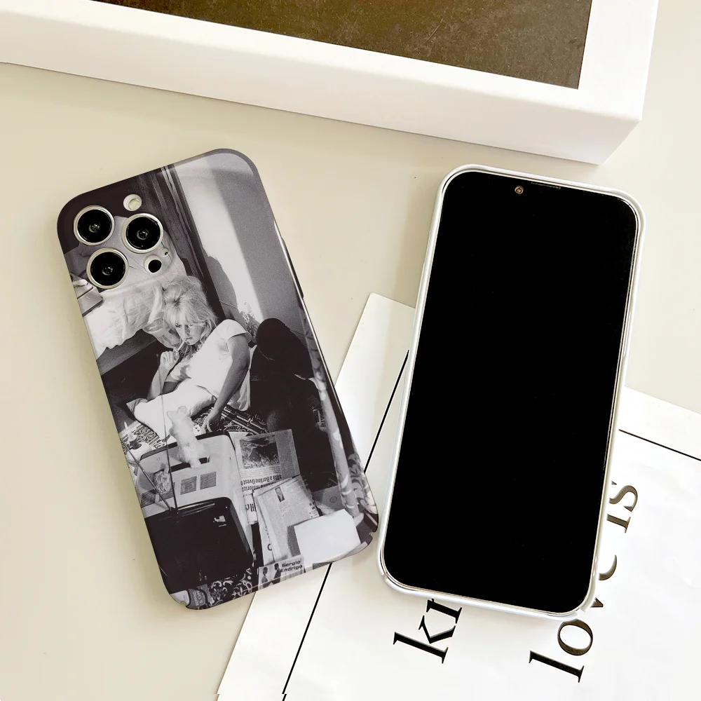 Custodia per telefono B-Brigit - Phone Cases Price recensione e prezzo