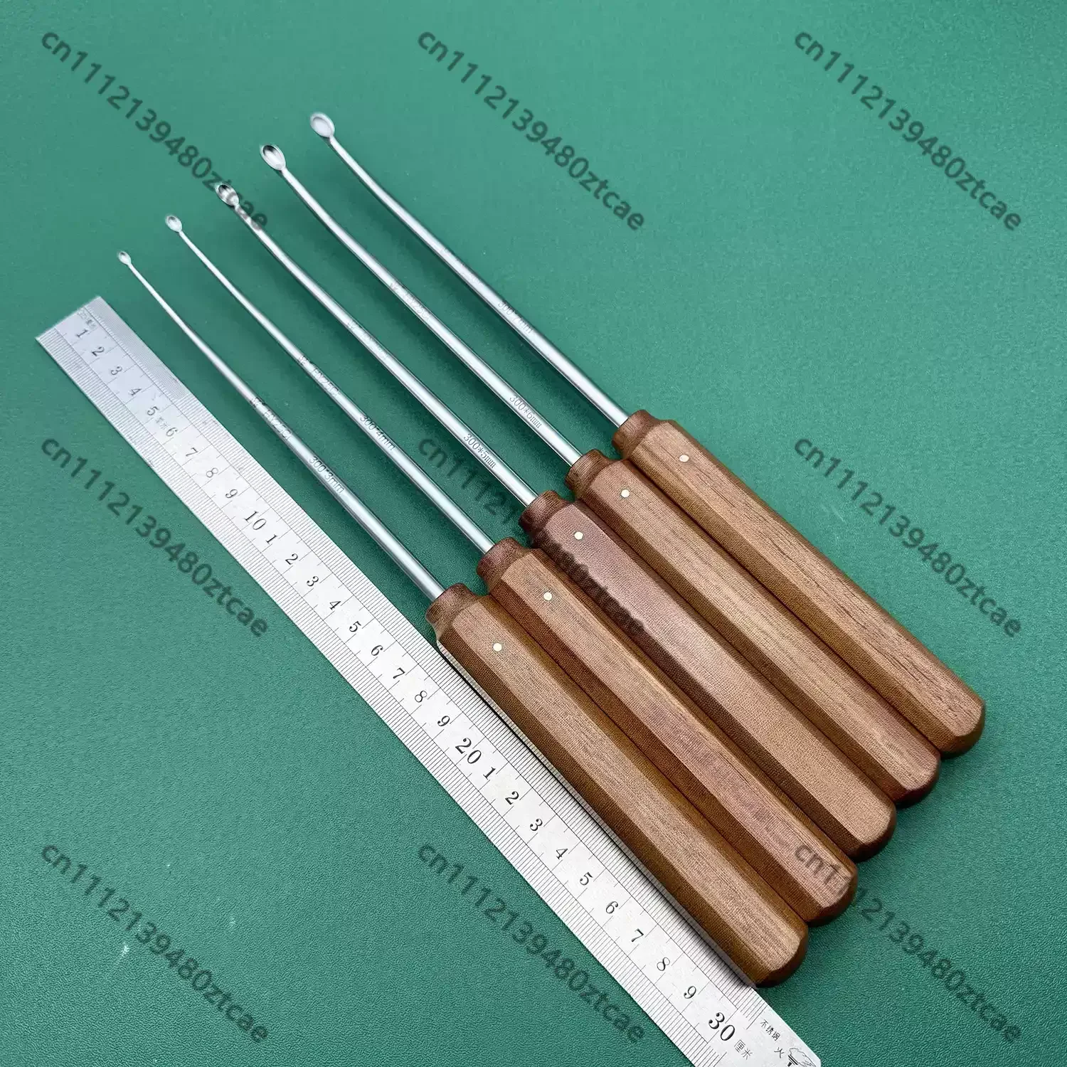 Orthopedic Bone Curette 10 Degree Forward Curved Bone Spoon Bakelite Handle 300mm Surgical Instrument
