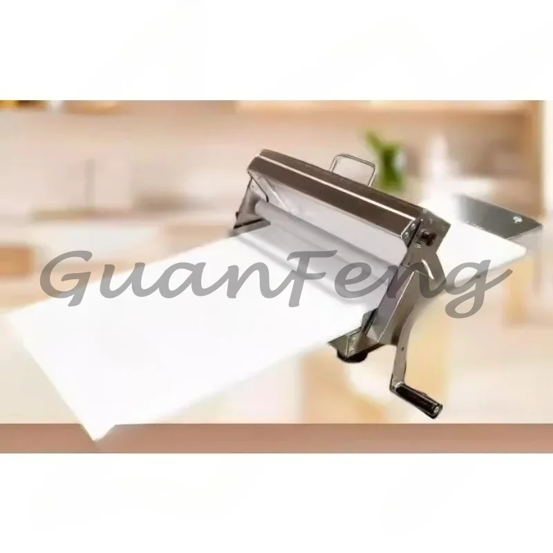 Baking tools: Compact manual foldable pastry laminator