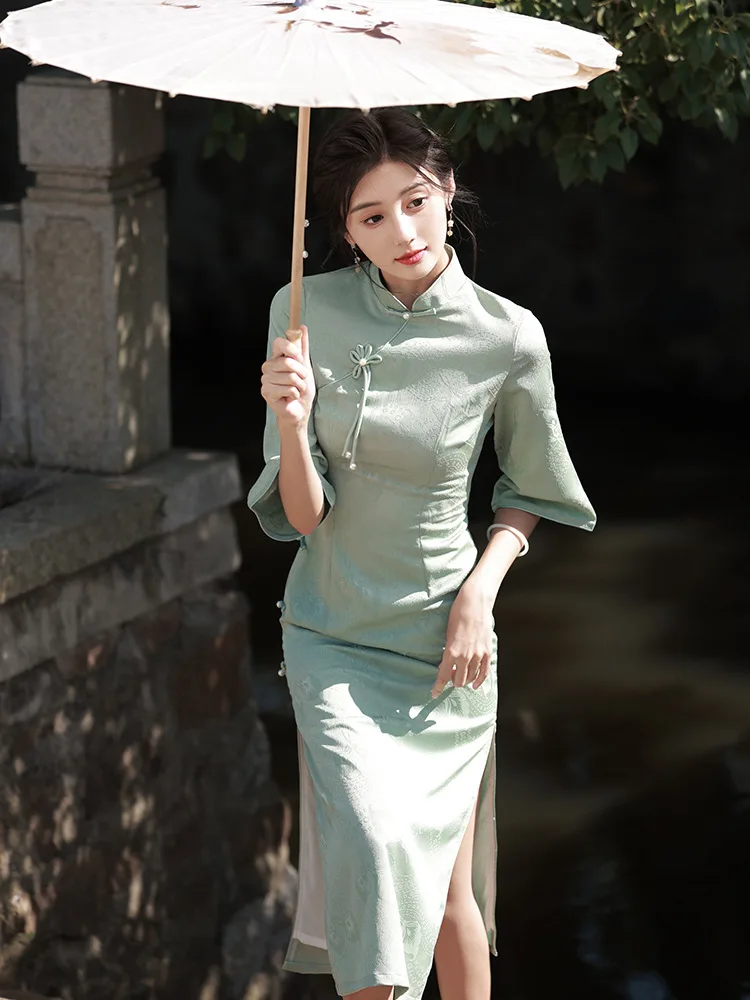 FZSLCYIYI Vintage Mandarin Collar Flare Sleeve Jacquard Satin Women Qipao Chinese Femme Long Style Cheongsam Dress