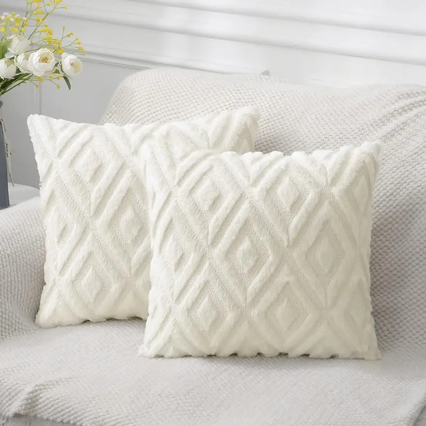 

Soft Faux Fur Throw Pillow Covers 18x18 Velvet Decorative Pillow Covers Cushion Cover 45*45 Decorative Pillows for Sofa White