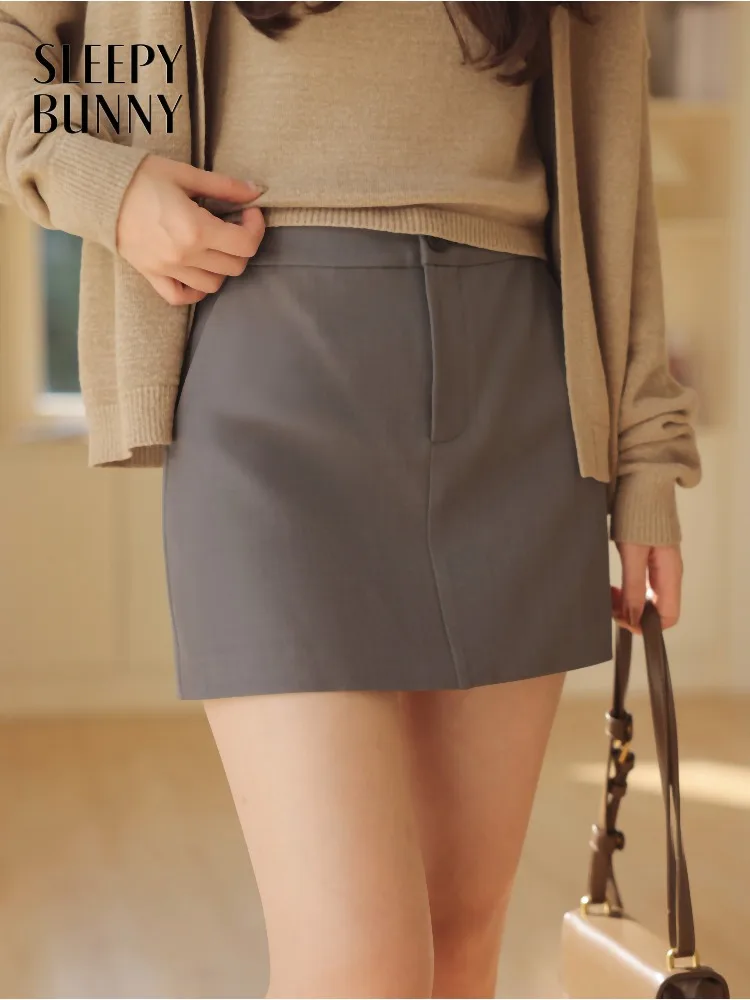 

Elegant Slim High Waist A-Line Mini Skirt Office Casual Short Skirt for Spring Petite Commuter Outfit Hip Covering Bodycon Style