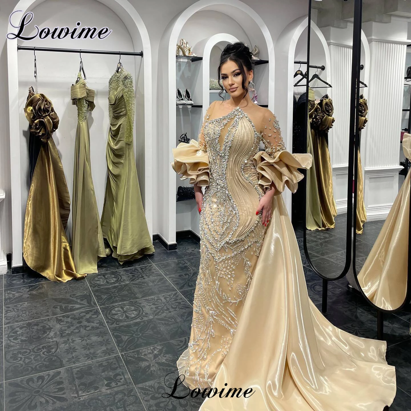 Zweiteilige Champagner-Abendkleider mit Umhang, langen Ärmeln, Kristallen, Promi-Kleider, Partykleider, Robes de Soirée, individuell gestaltet