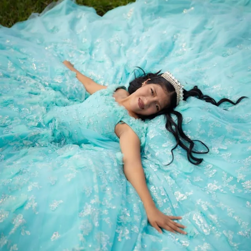

Голубое платье Quinceanera, кружевное блестящее платье с кристаллами, 3D цветок, длинный хвост, бант, Vestidos De 15, Quinceanera ﻿ Настроить