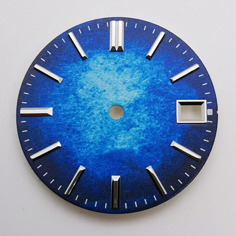 Hot New Trendy Exquisite 28.5mm Starry Sky Theme Calendar Sterile Dial Suitable For NH35 Movement Watch Modification Accessories