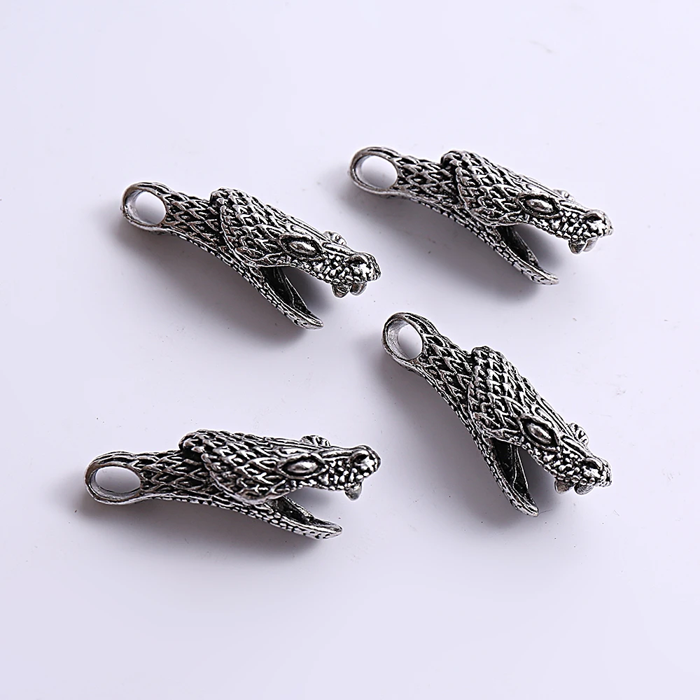 5-Piece Set of Niche Handmade Accessories, Vintage Scale Snake Head Shaped Pendant Accessories, Suitable for DIY Bracelets, Necklaces, Earrings, and Pendants, Basic Materials for Niche DIY Jewelry