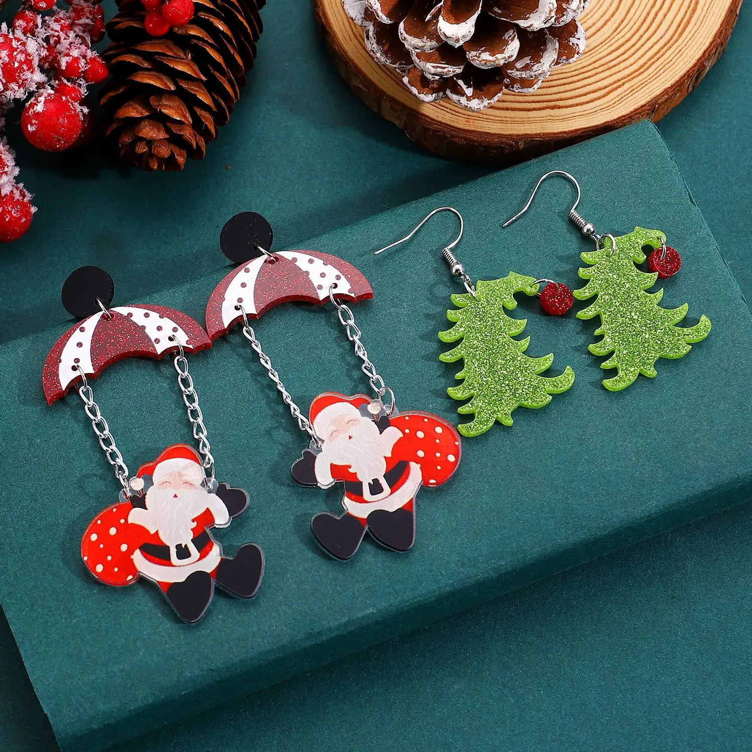 クリスマスツリーペンダントイヤリング クリスマスフェスティバルギフト サンタクロースソックス ジンジャーキャンディーマン サボテンダングルイヤーフープジュエリー