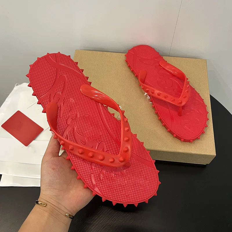 Thumbnail 4 - #35 Best Flip Flops to Buy In 2026