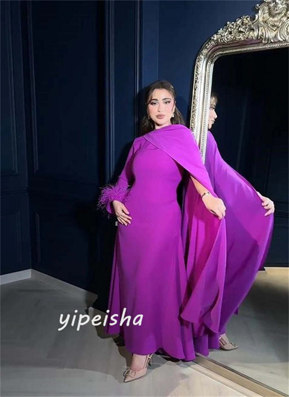 Yipeisha Classic Modern Style Formal Evening High Collar A-line Feathers Satin Bespoke Occasion Dresses