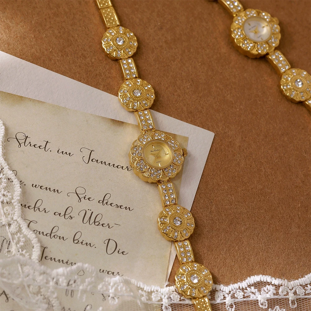 蜂姉妹フラワーブレスレットクォーツ時計女性高品質絶妙な高級ヴィンテージエレガントな女性の腕時計新しい