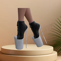 Botas pretas dianteiras de plataforma amarradas cruzadas para mulheres, dedo do pé redondo, sapatos de salto alto, estilo sexy, 2022, 2024