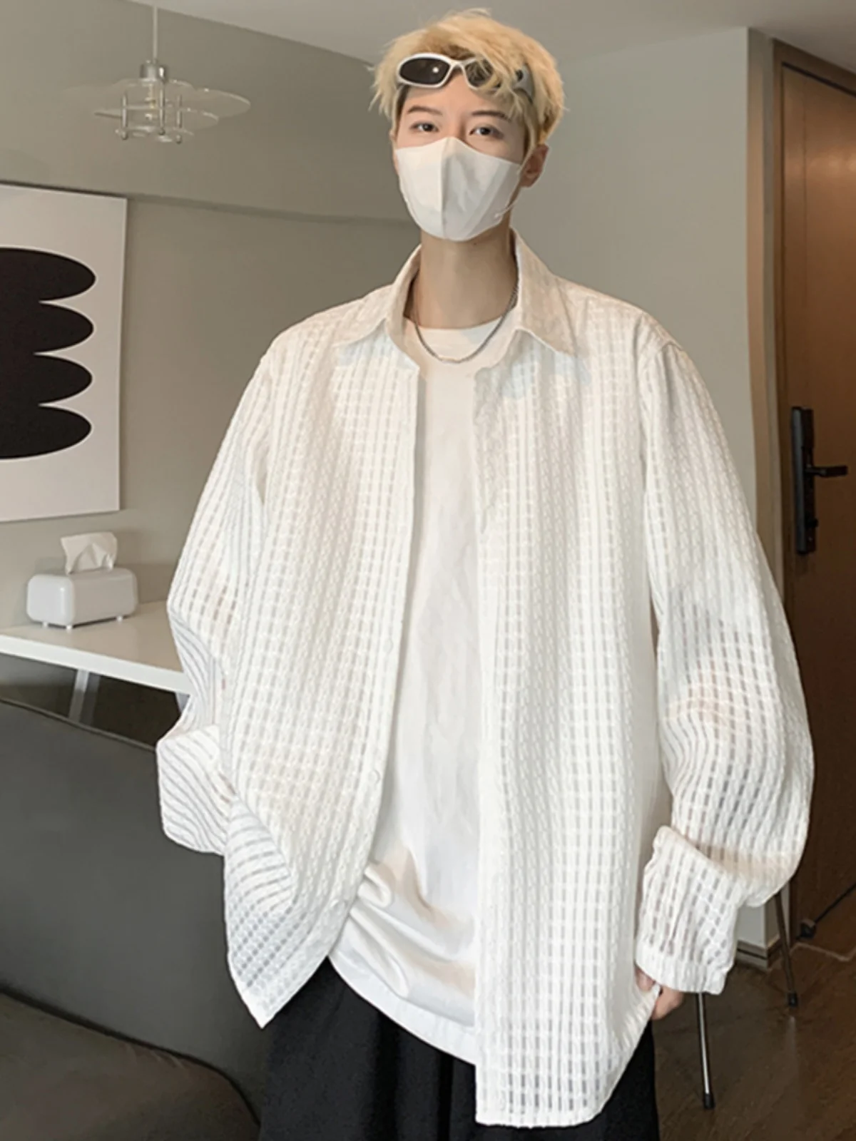 

Pure White Summer Thin Ice Silk Long Sve irt Men's Casual Loose Fit Sun Protection Hollow out Design Faionable Outerwear