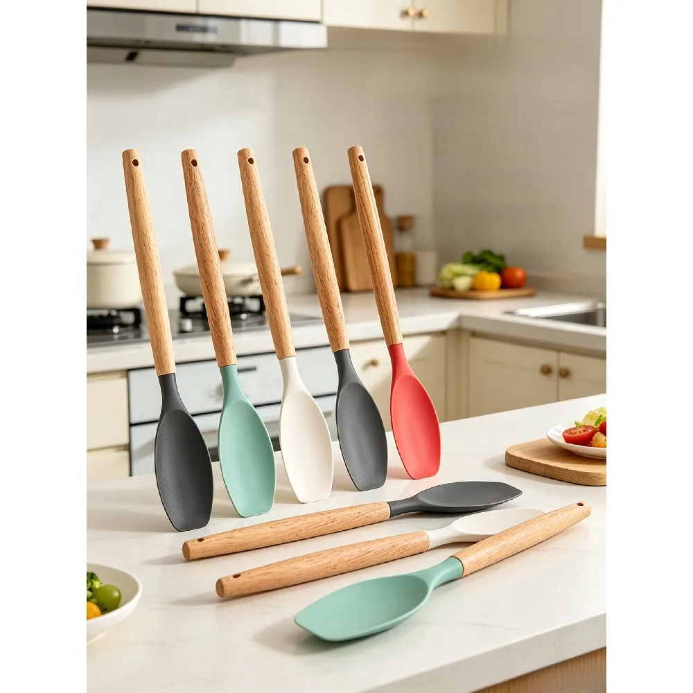 Wood Handle Silicone Spatula, Food‑Grade Heat‑Resistant Kitchen Cooking Spoon, Non‑Stick Cookware Friendly Utensil, Random Color