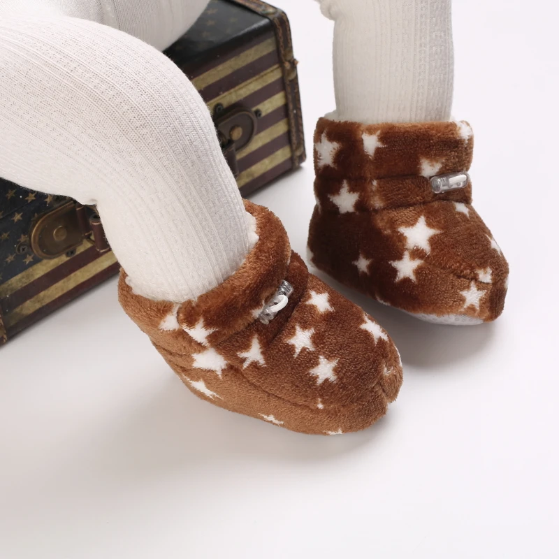 Winter baby plush warm and comfortable snow boots, newborn soft soled walking boots for ages 0-1
