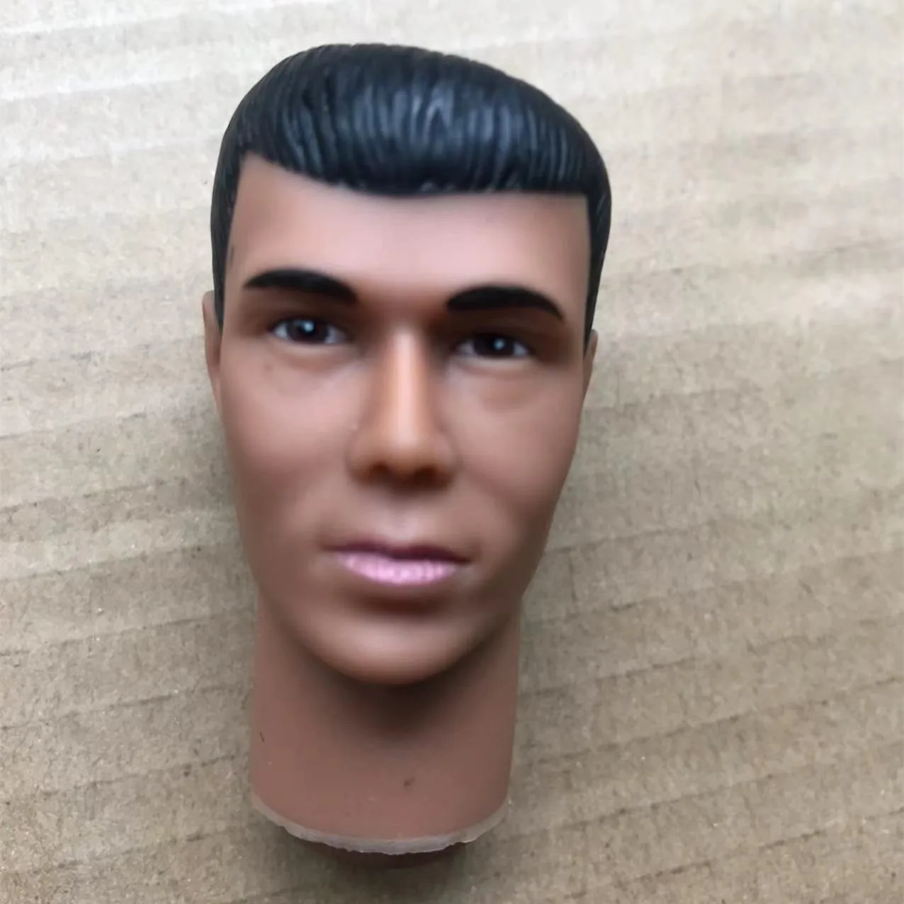 Männliche Puppenköpfe, hochwertiges Make-up, Puppenfigurensammlung, Puppenteile, berühmte Männer, Sterne, seltenes Gesicht, Puppenköpfe, DIY-Spielzeugzubehör – Detail 9