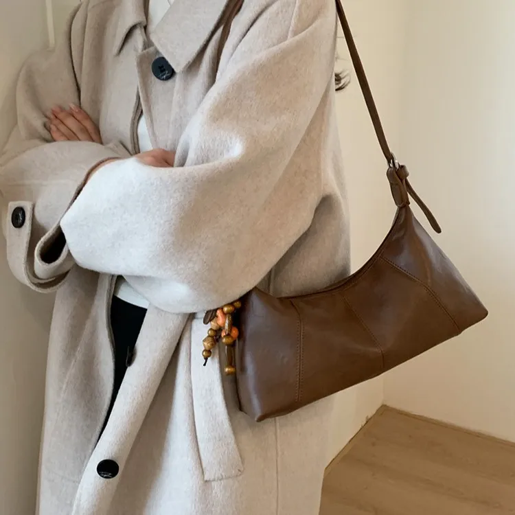 

2025 New Women's Hobo Underarm Bag, Chic Adjustable Strap Crossbody Purse, Soft Faux Leather Sling for Daily Use & City Dating​