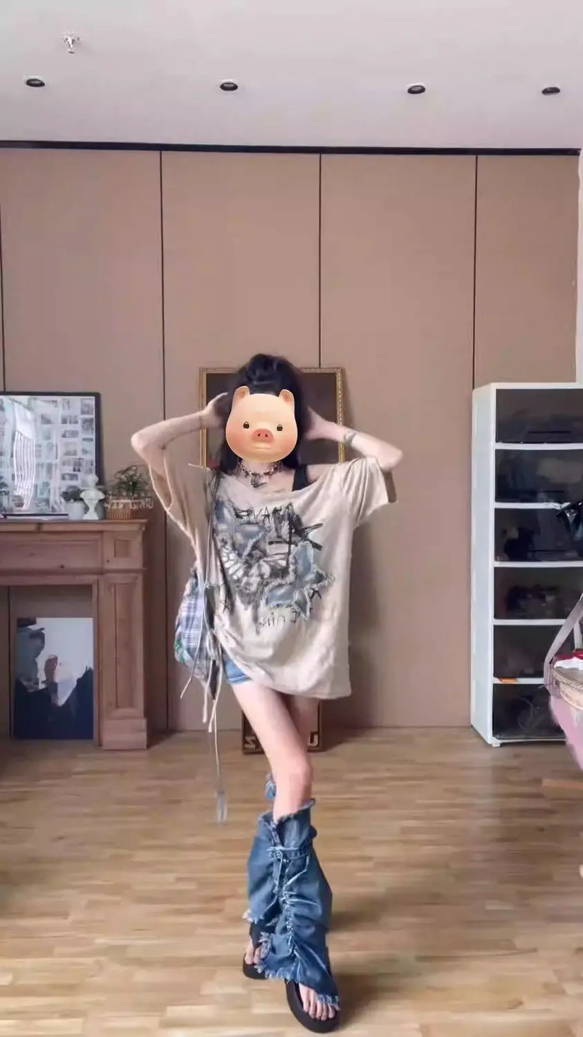 

Women's Butterfly Patch Fabric Slanted Collar Shoulder Short Sleeved T-shirt Fashion Chic Pullover Sweater Female Retro Sexy Top