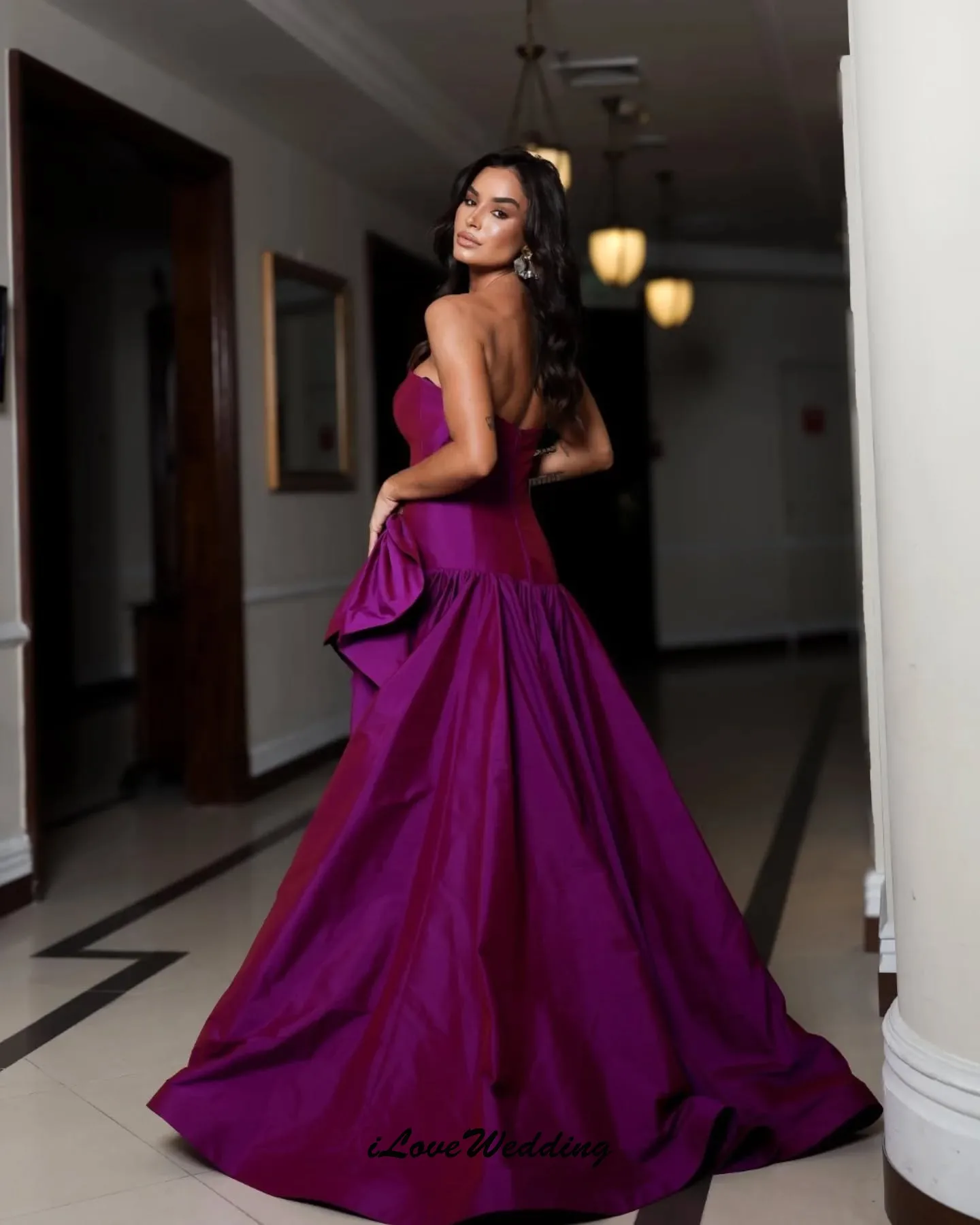 

Fuchsia Strapless A-Line Prom Dresses 2025 Elegant Woman Party Dresses Sleeveless Sweep Train Evening Dresses Gala Customized