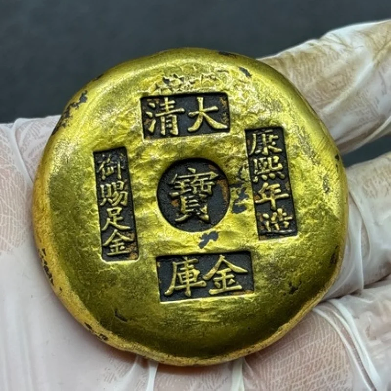 Handicraft made of pure copper, a set of collectible ornaments featuring twelve zodiac signs from the Qing Dynasty Kangxi er