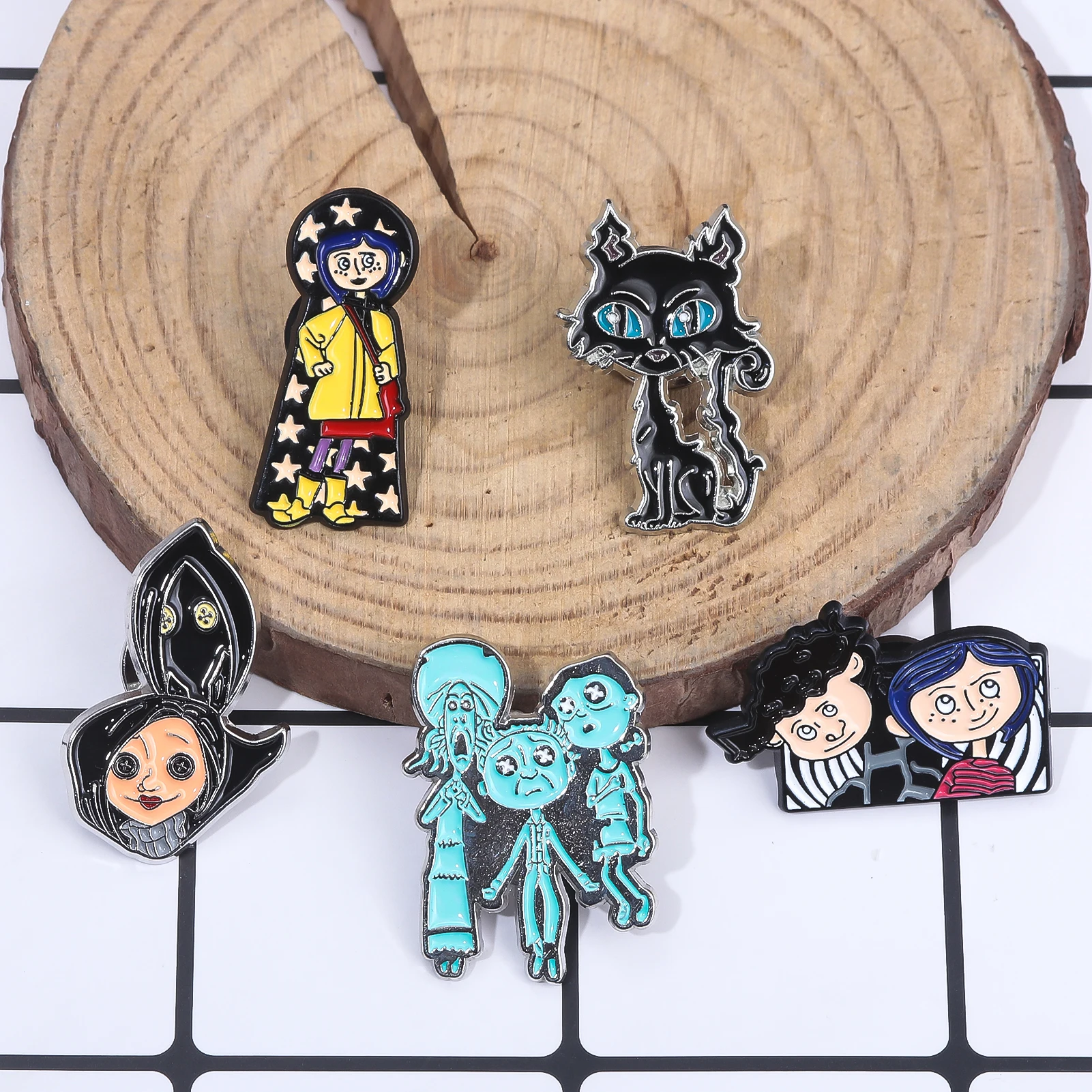 Halloween Cartoon Coraline Wybie Brooch The Secret Door Pins Badge Horror Movie Character Coaplay Men Women Backpack Jewelry