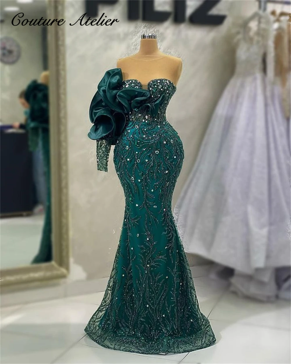 

Emeraled Green Evening Dresses 2024 One Shoulder Long Sleeve Crystals Beading Mermaid Luxury Wedding Party Prom Gowns Customized