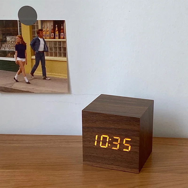 

Simple wooden alarm clock LED creative electronic clock silent desktop ornament digital luminous ins wooden clock 2025