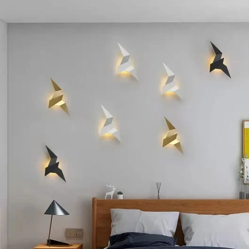 Modern Creative Bird Wall Lamp Interior Decoration Lamp Suitable for Living Room Bedside Lights Room Decor Lamp for Bedroom