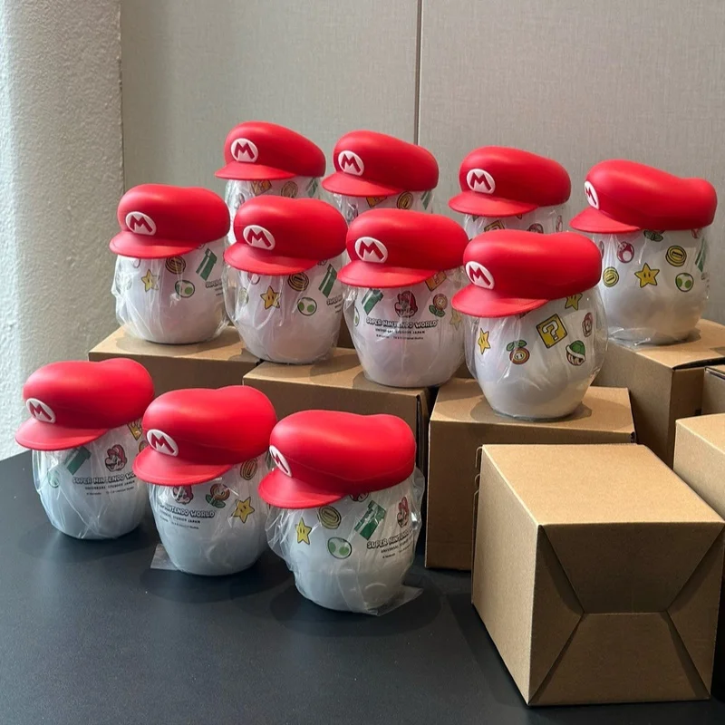 Universal Studios Exclusivo Super Mario Hat Cup Tapa Botella de agua de acero inoxidable Regalo sorpresa Gorra temática de Mario Diseño de sombrero