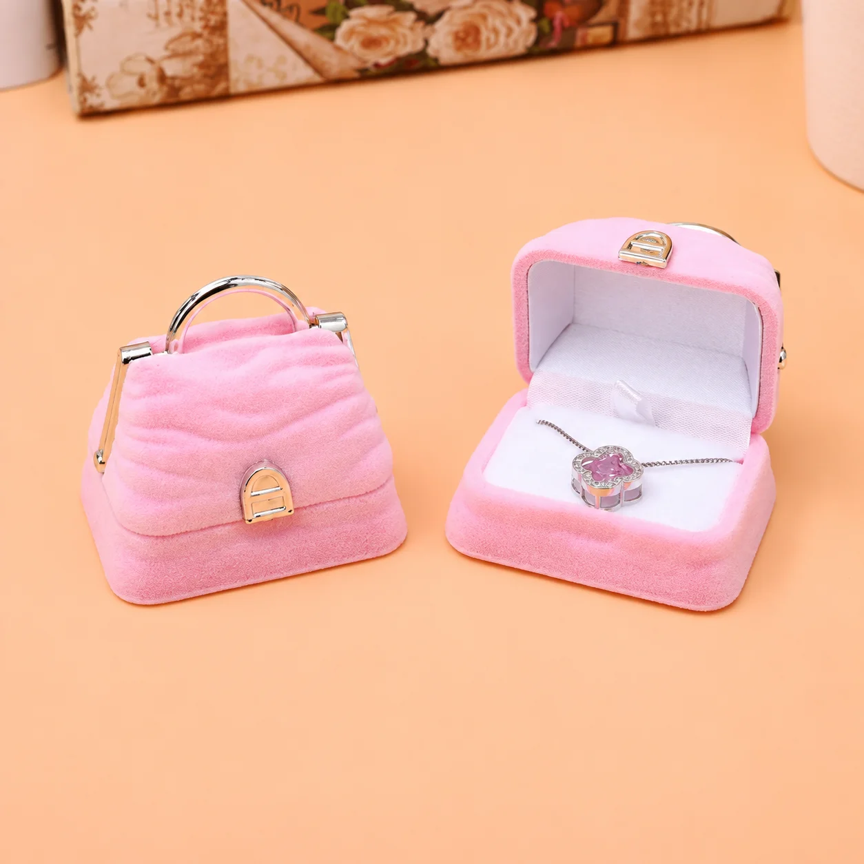 Cute Mini Flocked Velvet Jewelry Packaging Case Fashion Handbag Design Jewelry Box for Women Girls Rings Necklaces Earrings 1PCs
