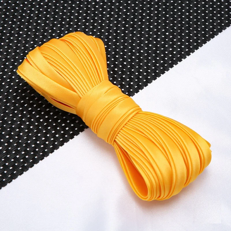 10 mm x 5 m Satin-Einfarbiger 4-fach gebügelfreier Schrägband - für Kragenbesatz, Cheongsam-Kantenverzierung & Heimtextilien – Detail 6