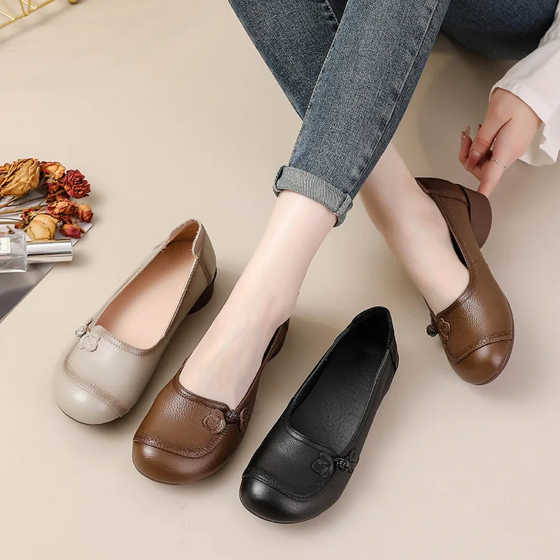 Mocassins d'été en cuir de vache pour femmes, Style rétro, fleurs faites à la main, semelle souple, confortables, élégantes, talons épais, chaussures peu profondes