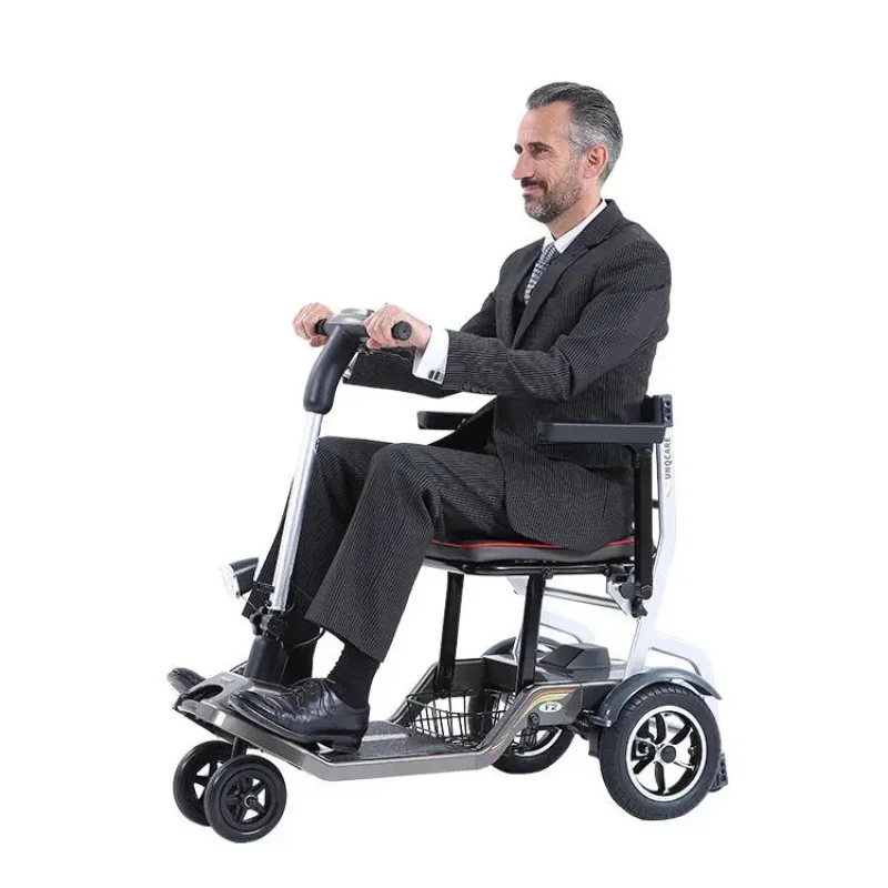 

Легкий 4-колесный электрический самокат для мобильности, портативный портативный для инвалидов для пожилых людей с питанием от аккумулятора