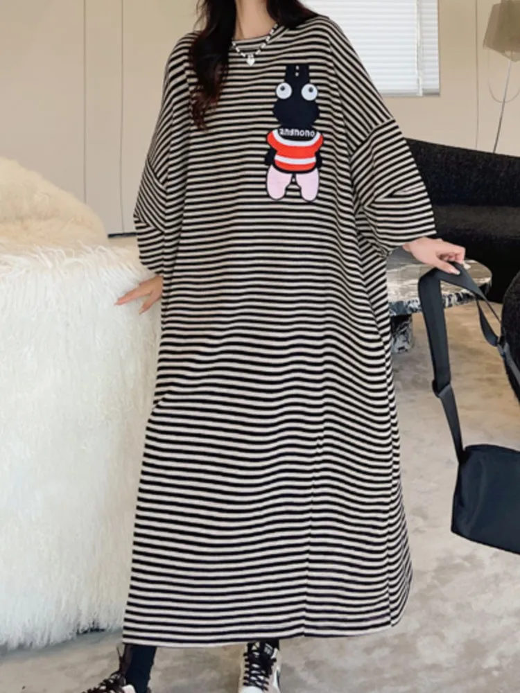 Robe t-shirt surdimensionnée pour femmes, vêtements coréens, rayés, mi-longue, ample, imprimé, pull, robes pour dames, été