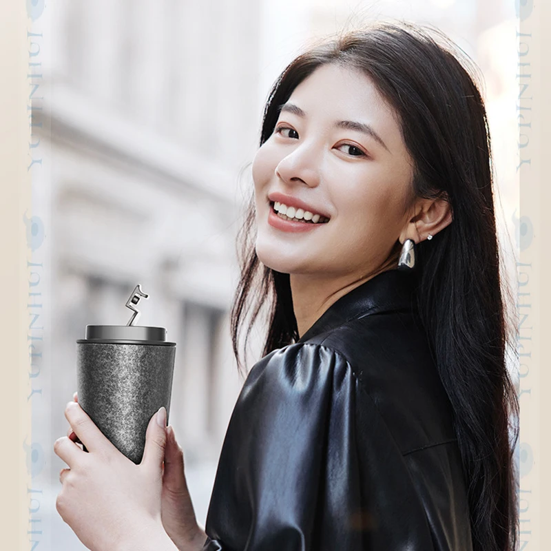التيتانيوم المغلفة الترمس القهوة الشاي بهلوان الفولاذ المقاوم للصدأ معزول سيارة الحرارية القدح كوب محمول زجاجة ماء Ti قوارير مفرغة